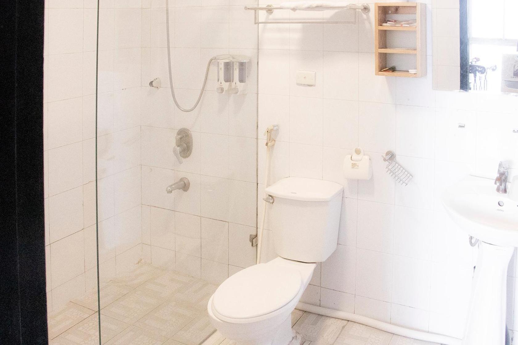 Ha Noi Cue Hub 2* Hà Nội